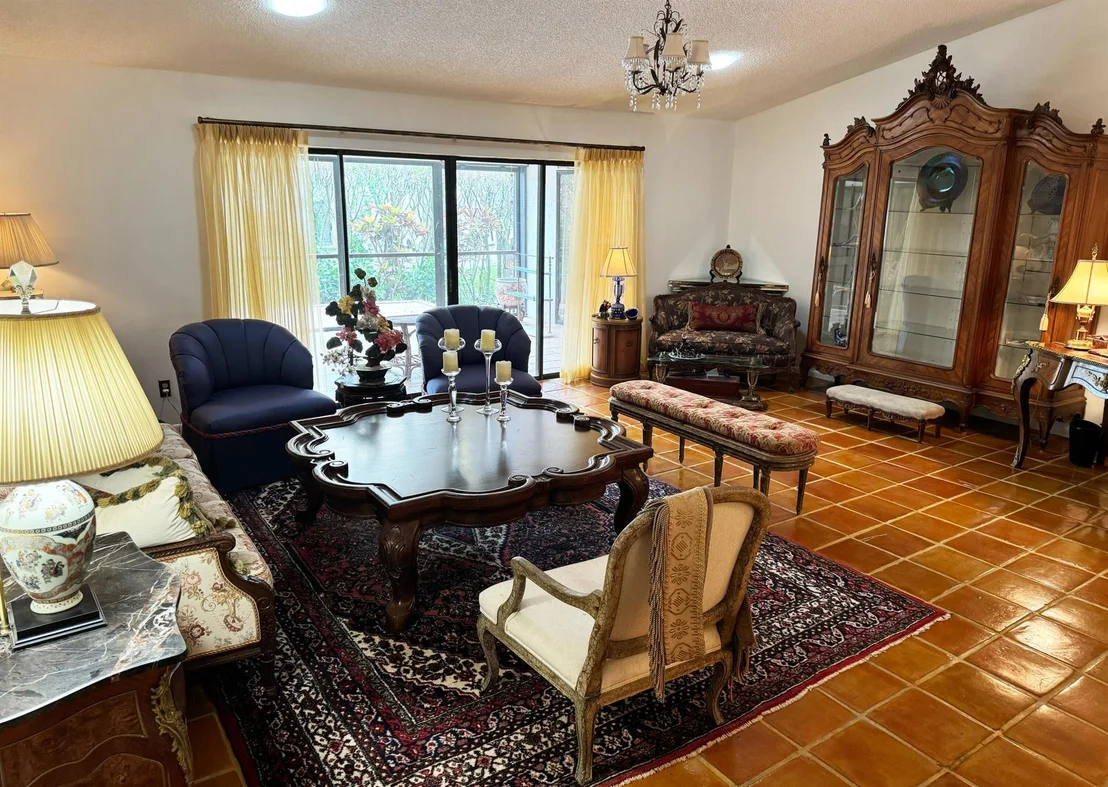 Photo of 2450 Riviera Drive