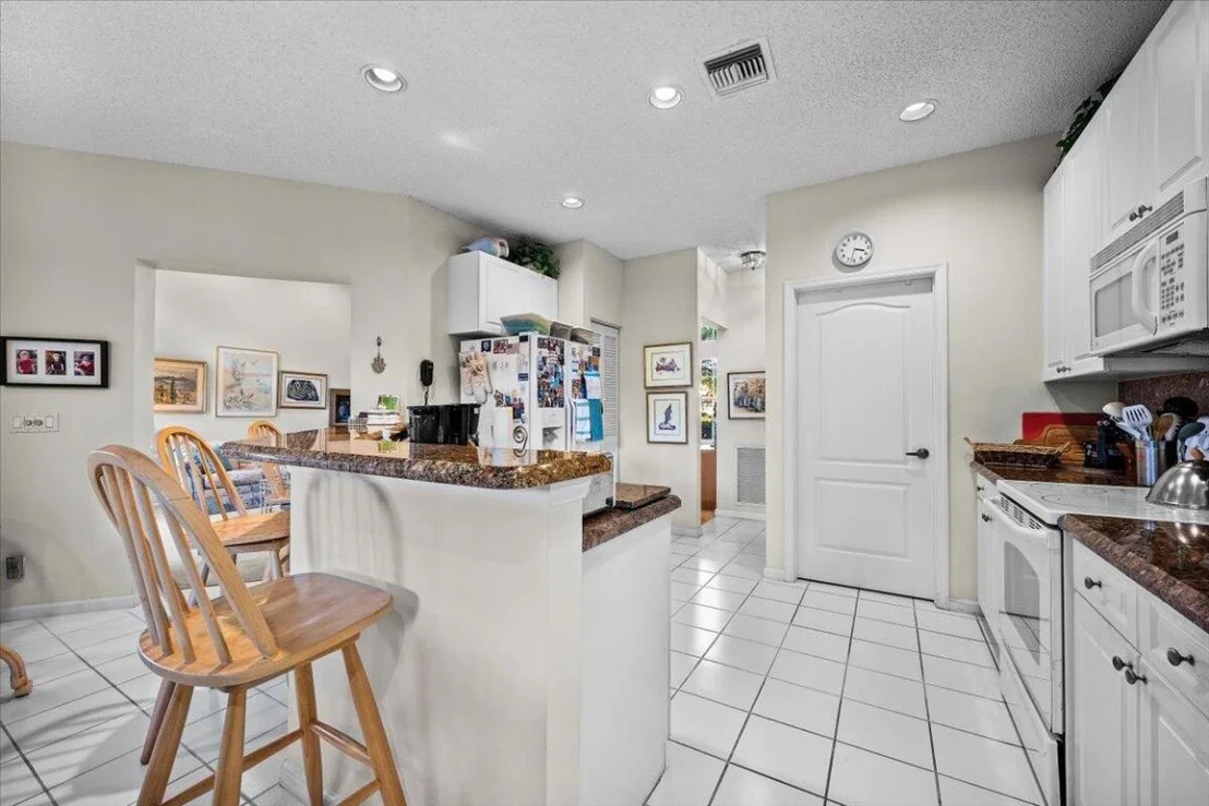 Photo of 180 Egret Circle