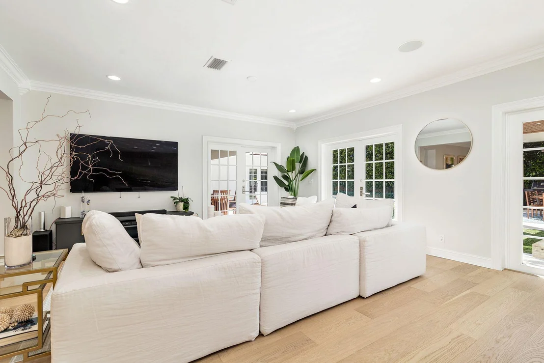 Photo of 220 Dyer Road