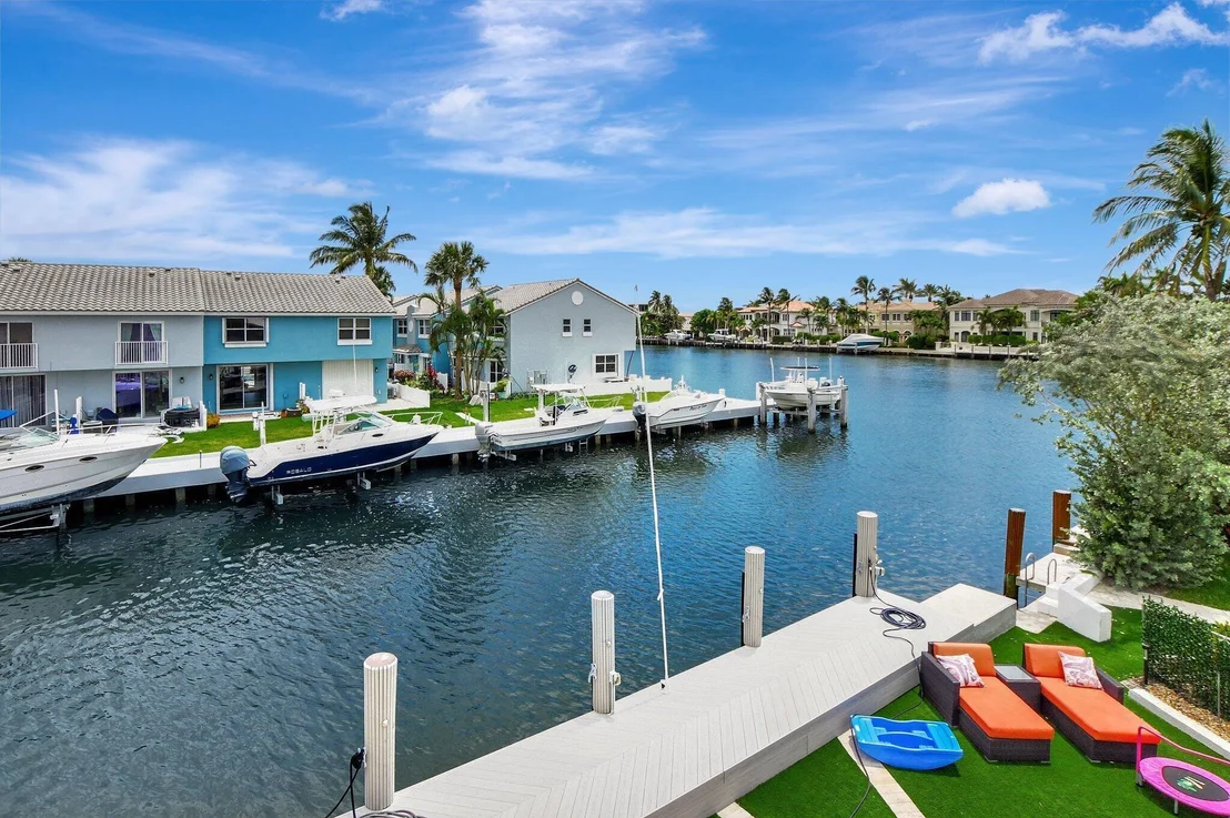 Photo of 857 Havana Drive