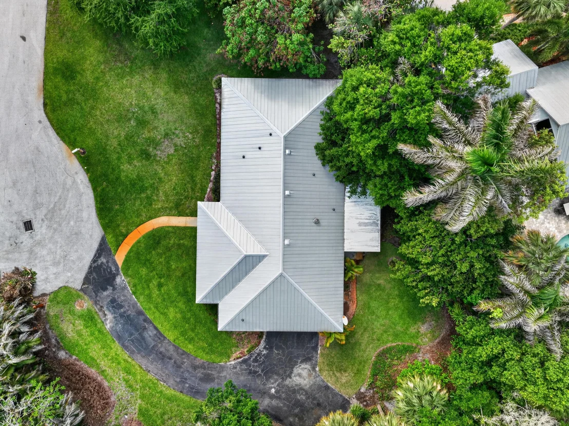 Photo of 1233 NW River Terrace