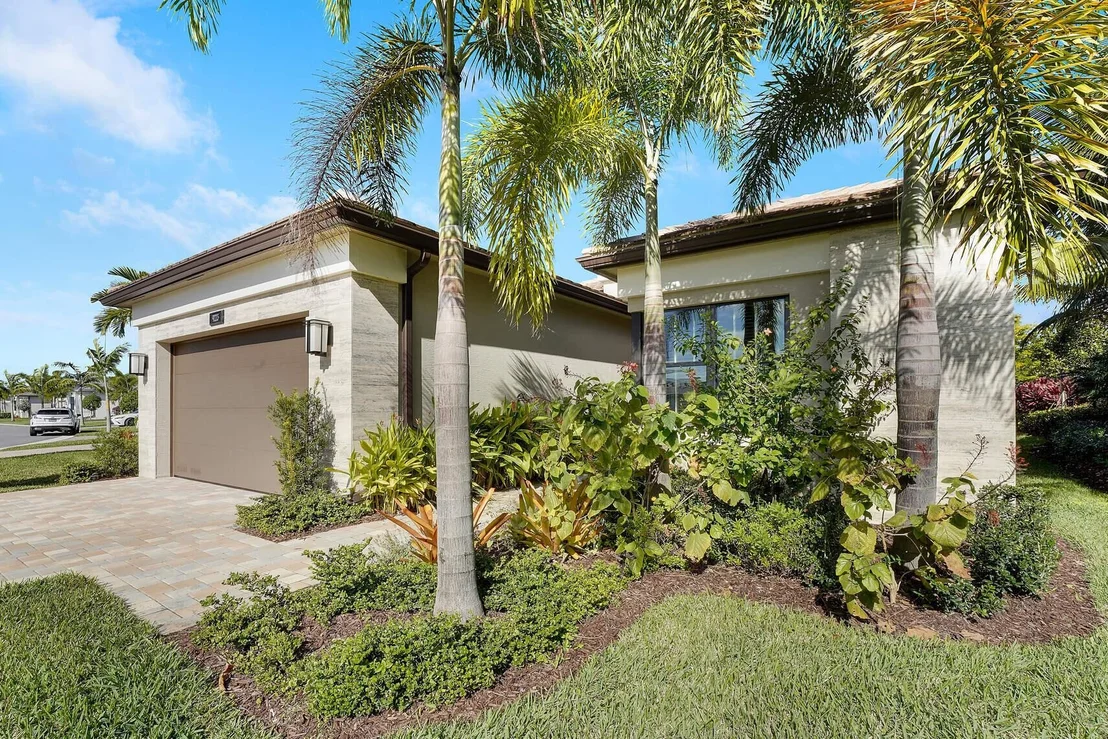 Photo of 9223 Mountain Pine Grove