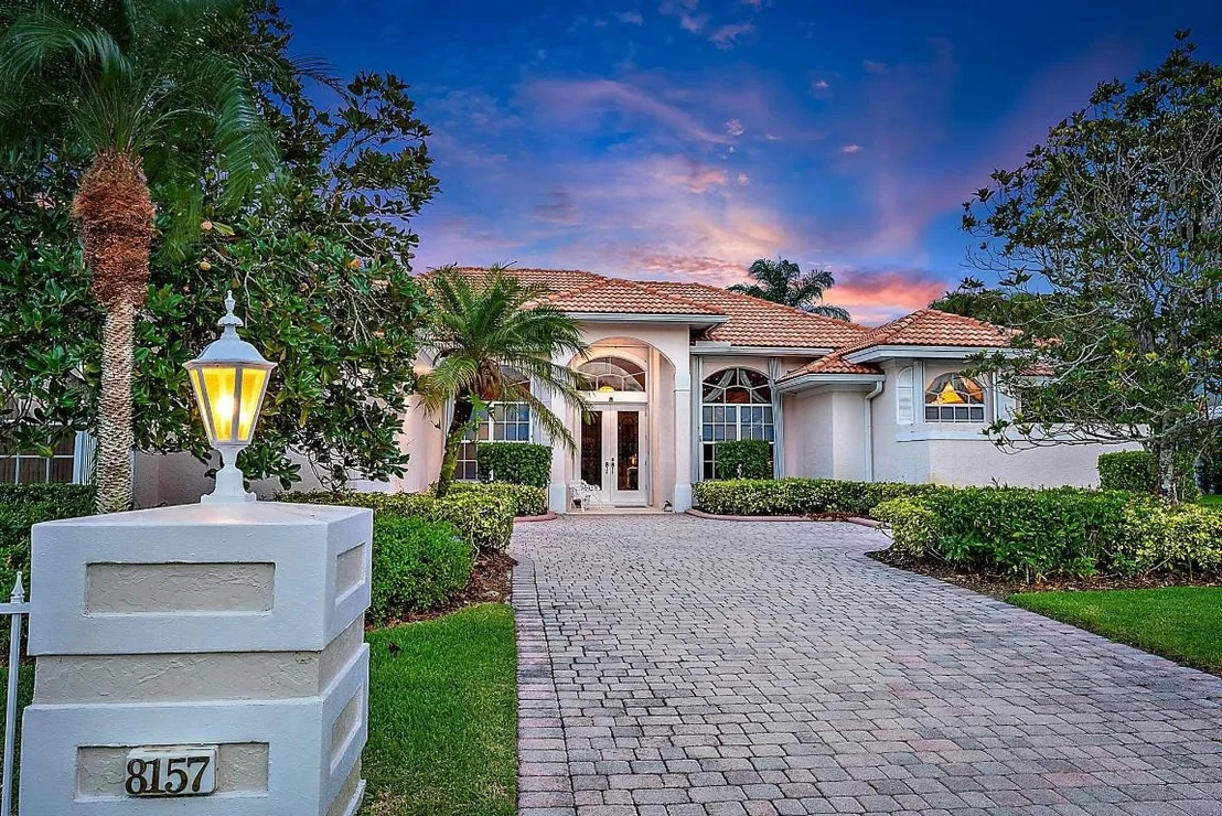 Photo of 8157 SE Double Tree Drive