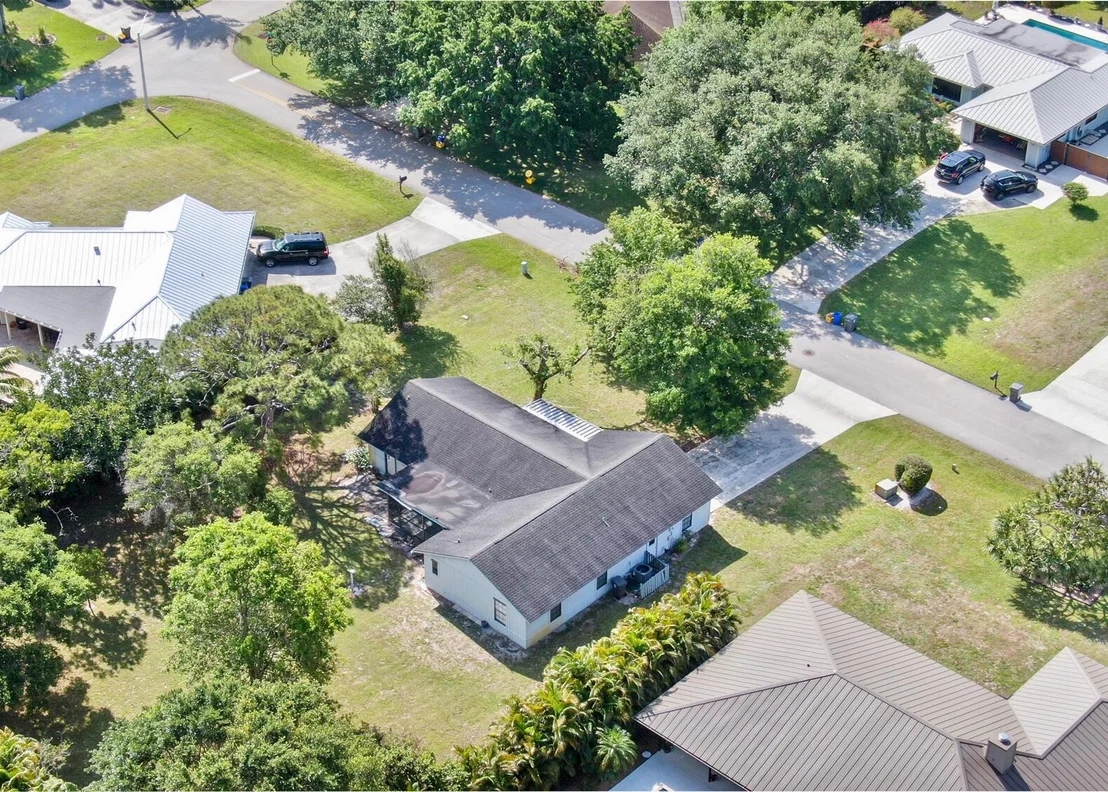 Photo of 18375 Oak Leaf Court