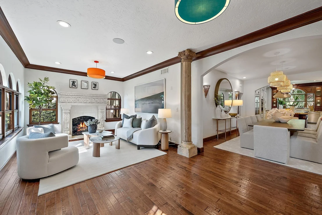 Photo of 205 Monroe Drive