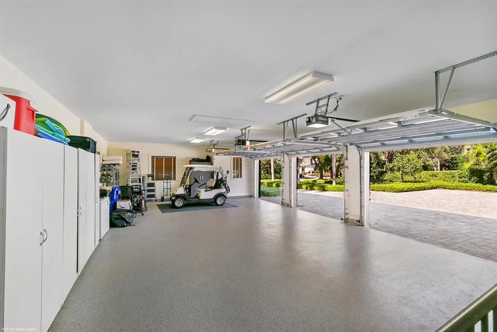 Photo of 408 Indies Drive