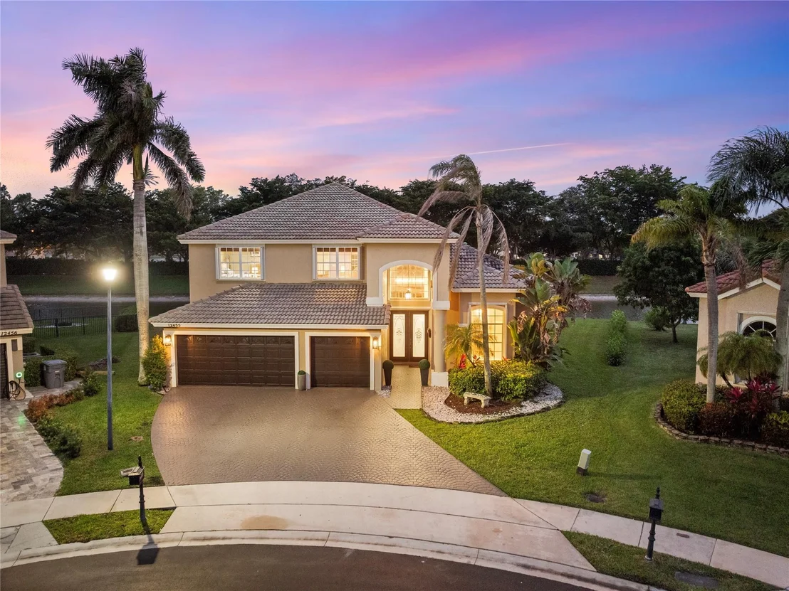 Photo of 12455 Antille Drive
