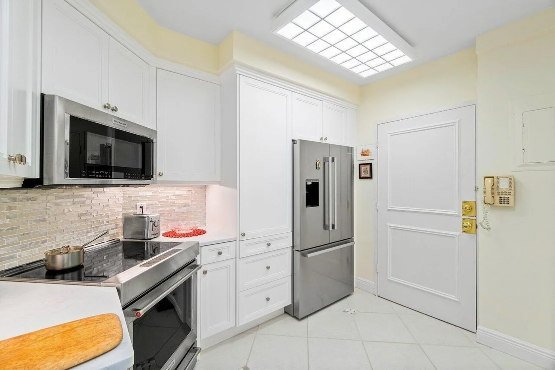 Photo of Unit B505 at 44 Cocoanut Row