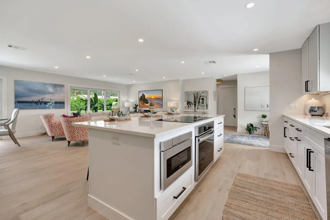 Photo of 359 Beacon Street