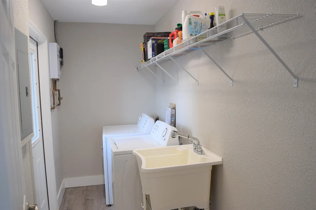 Photo of 435 Seminole Drive