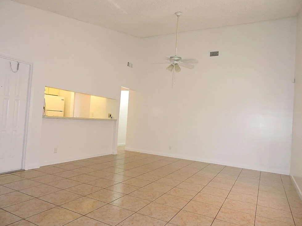 Photo of 504 Springdale Circle