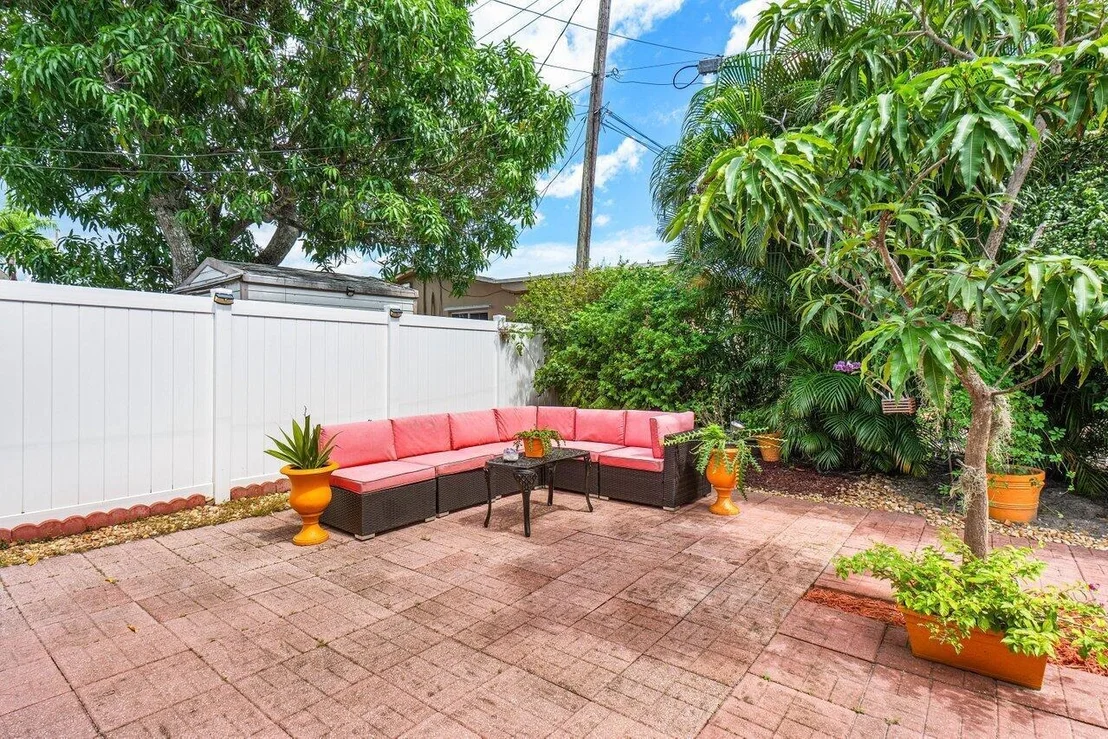 Photo of 3405 Nassau Drive