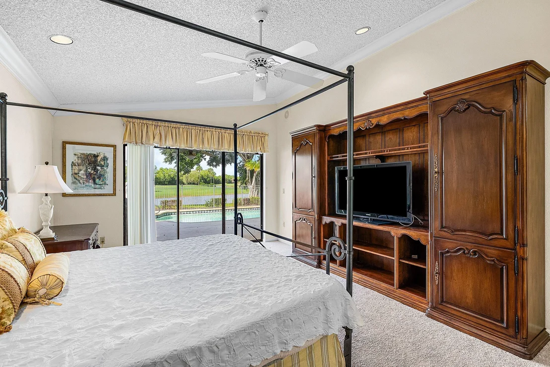 Photo of 21459 Bridge View Drive
