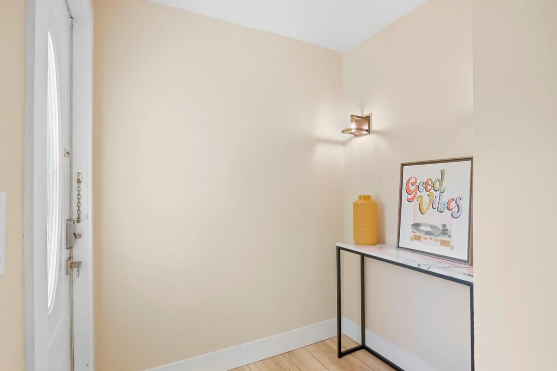 Photo of 6880 KINGSTON Drive