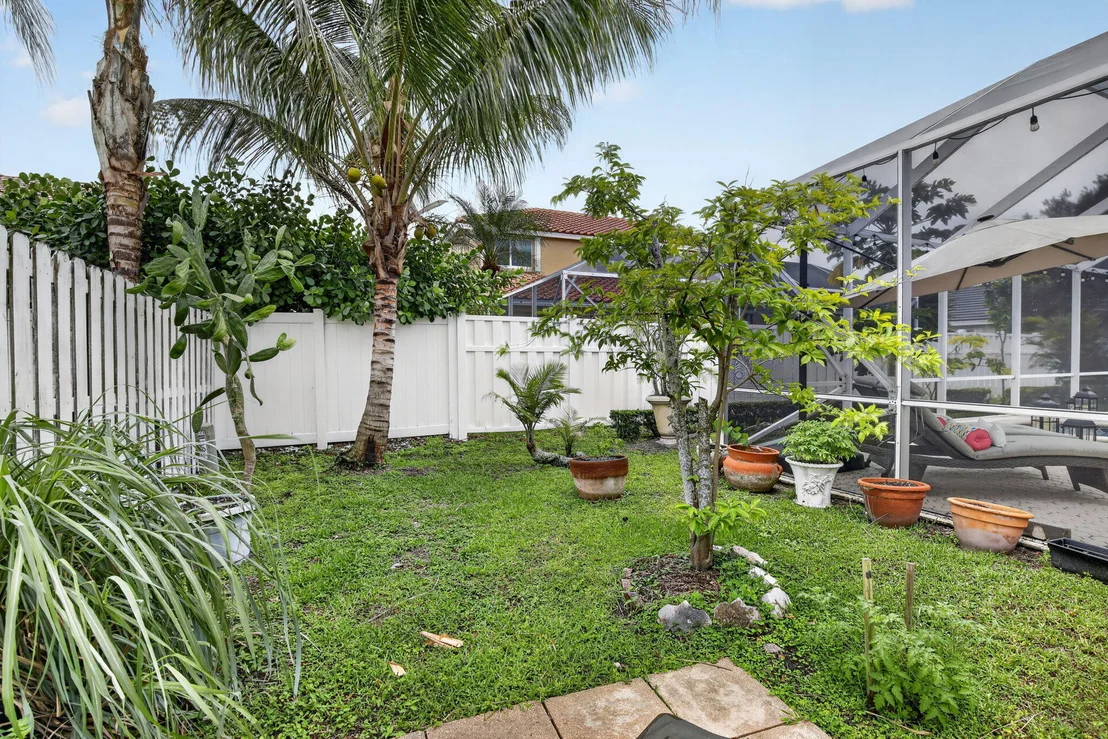Photo of 711 Heritage Way