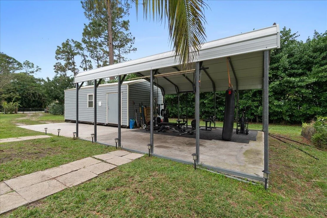 Photo of 12809 Sunset Boulevard
