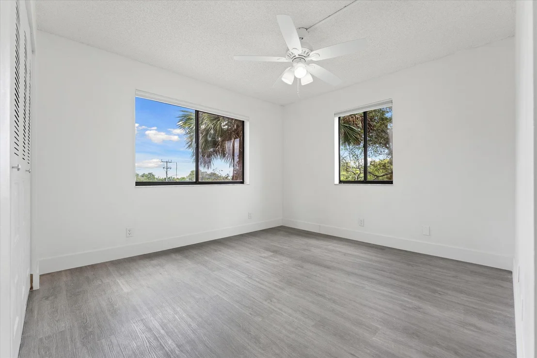 Photo of Unit 306 at 8040 Hampton Boulevard