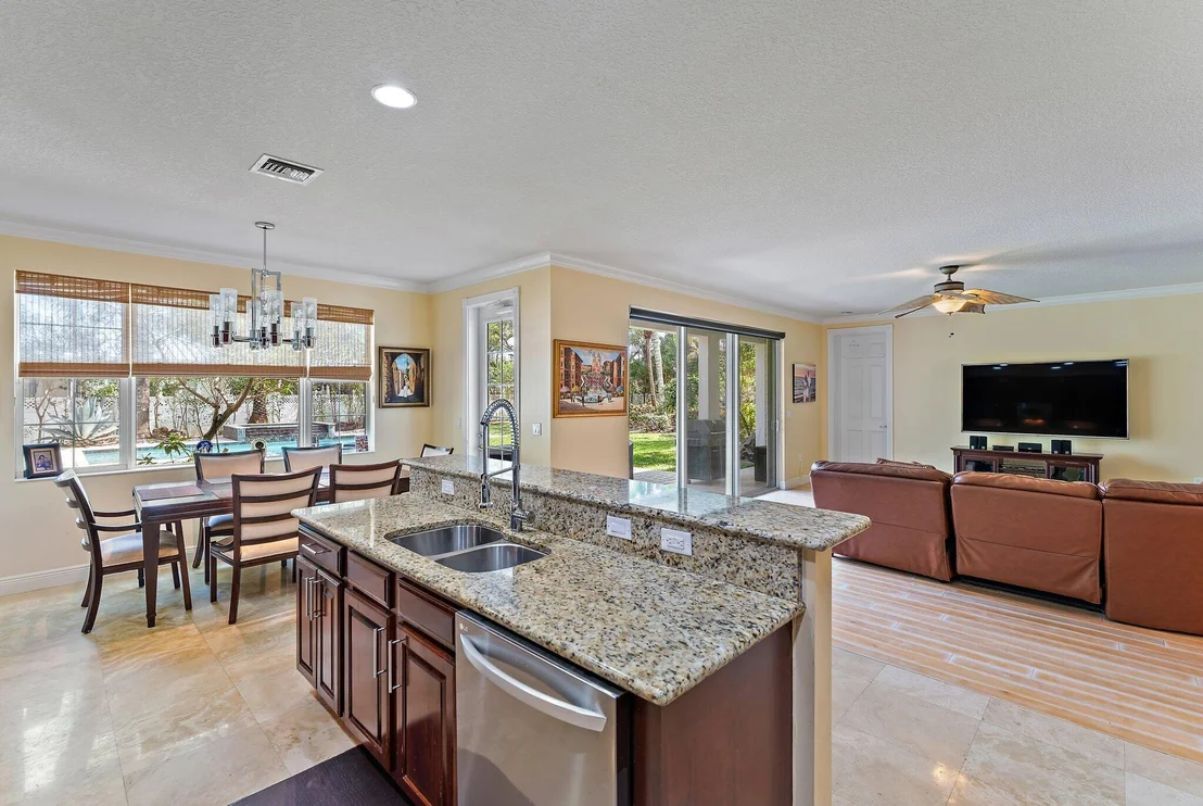 Photo of 3309 S Caroline Drive