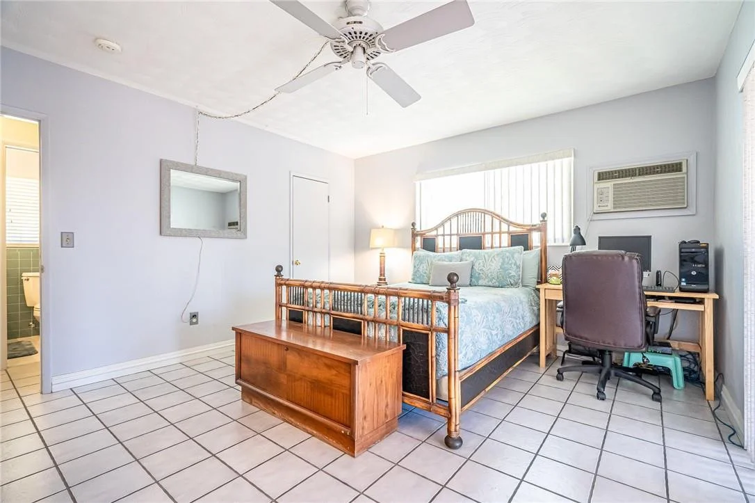 Photo of 330 SE 3rd Street