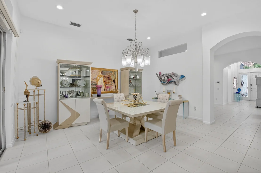 Photo of 7236 Maple Ridge Trail