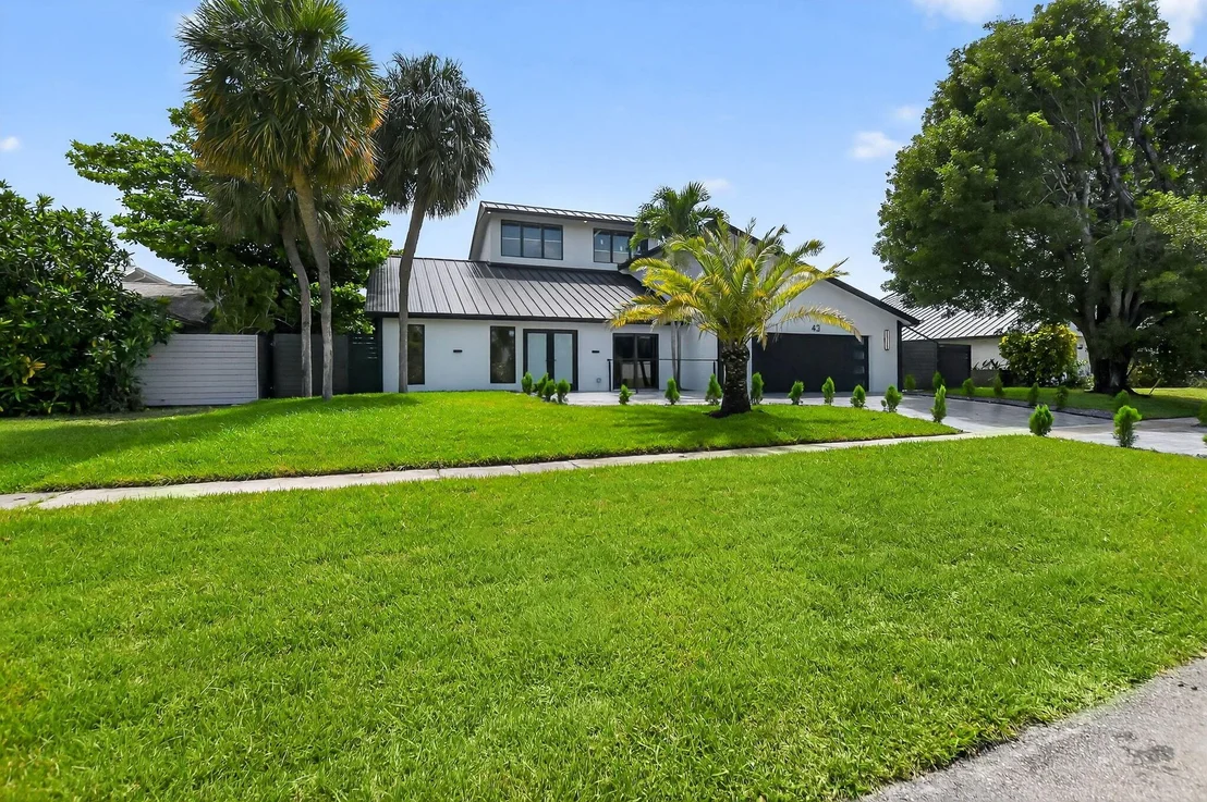 Photo of 43 Oregon Lane