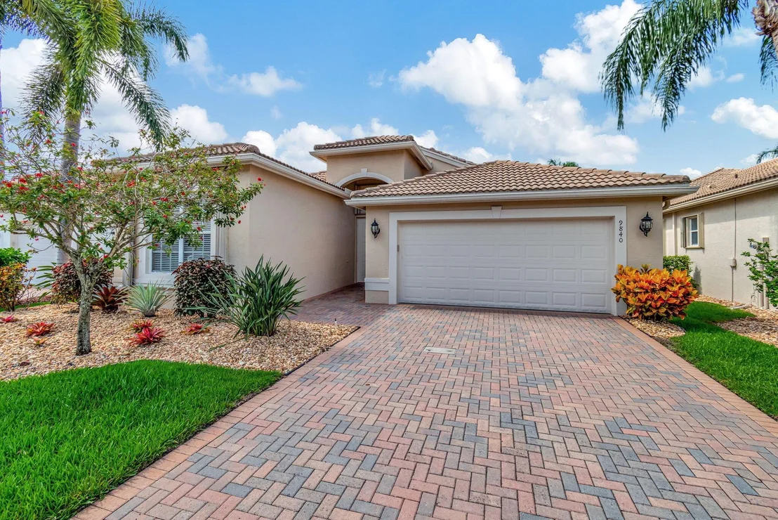 Photo of 9840 Chantilly Point Lane