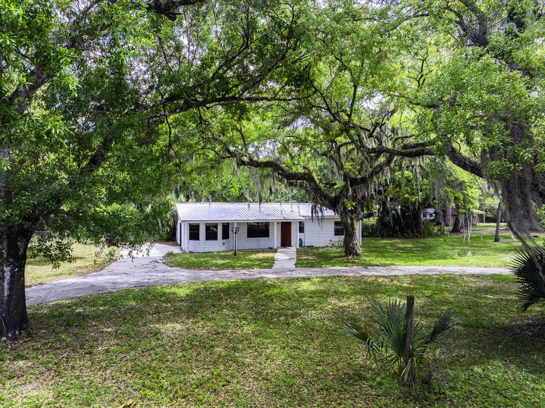 Photo of 536 SE 16th Avenue