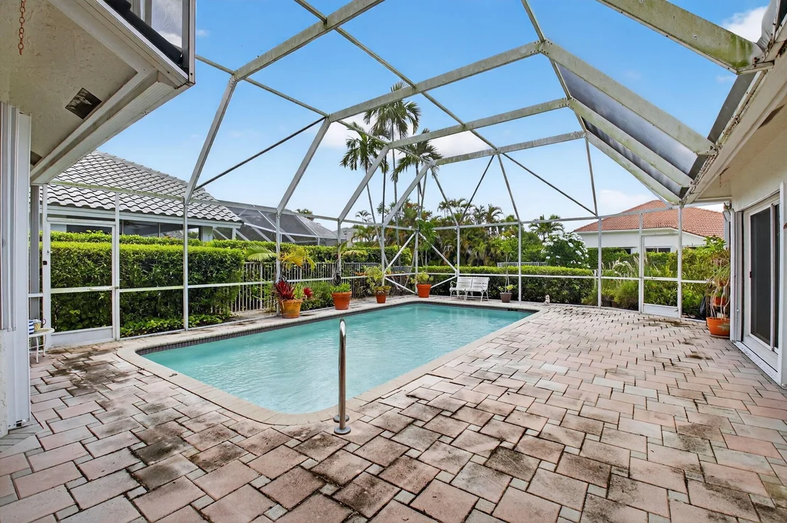 Photo of 7686 La Corniche Circle
