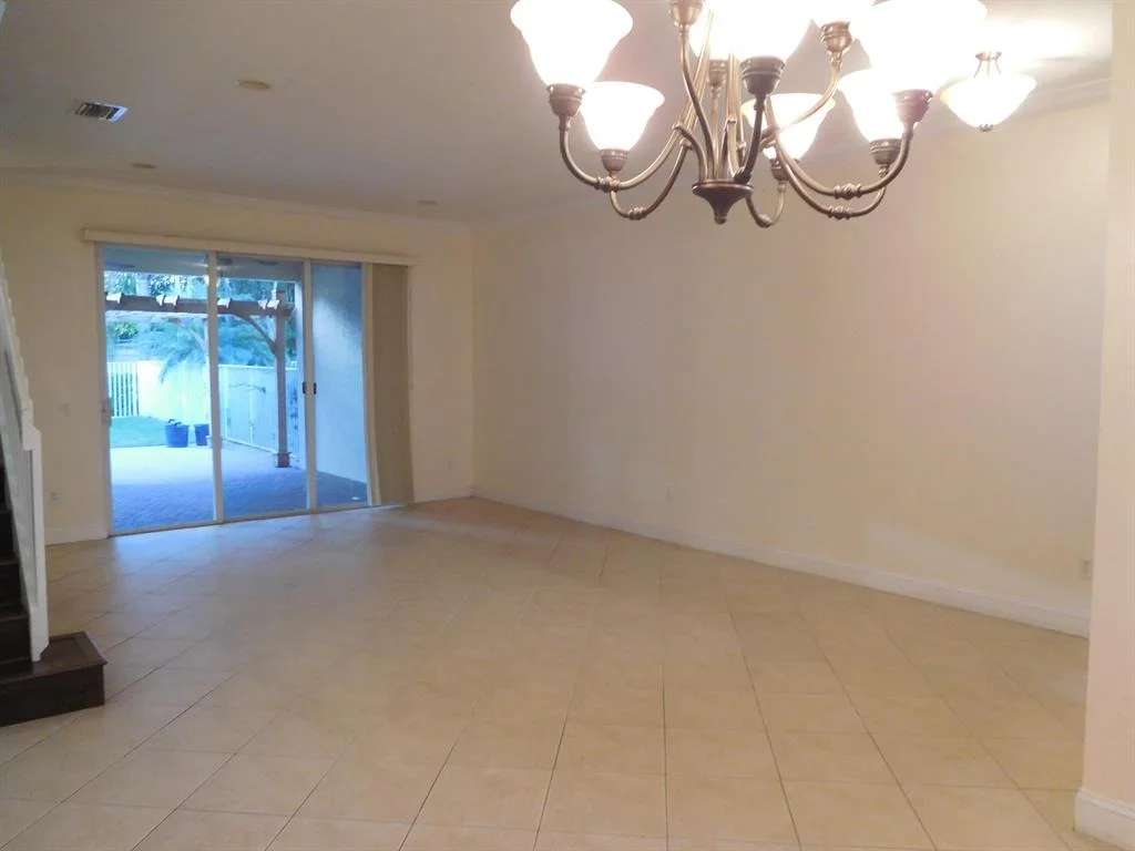 Photo of 5515 Mainship Drive