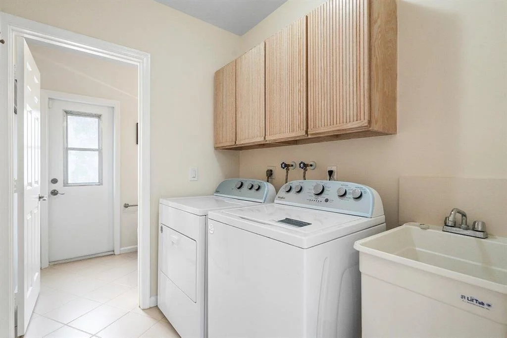 Photo of 22651 Esplanada Circle W