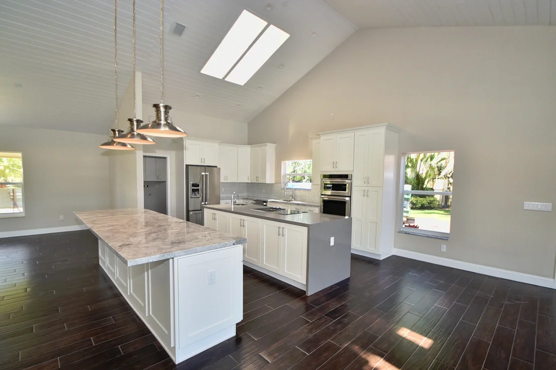 Photo of 3835 Live Oak Boulevard