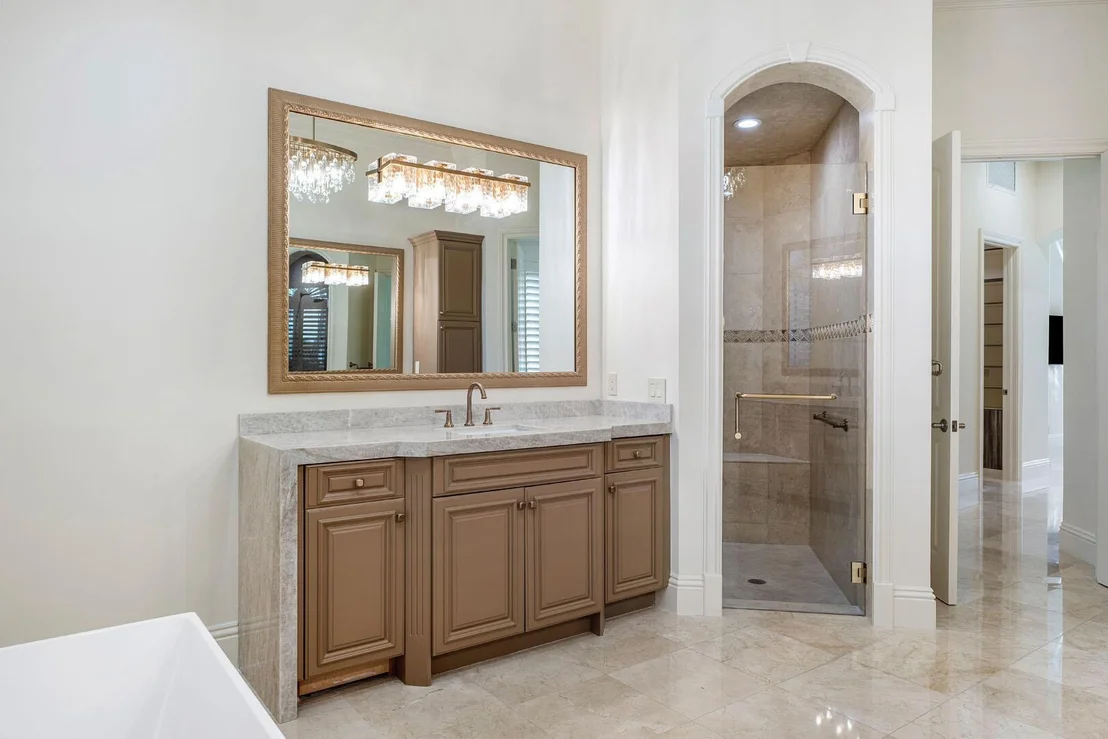 Photo of 384 Royal Palm Way