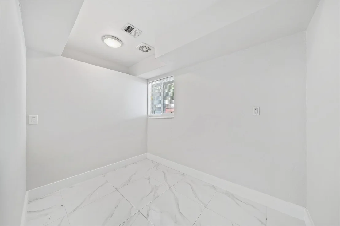 Photo of 209 SE 1st Terrace