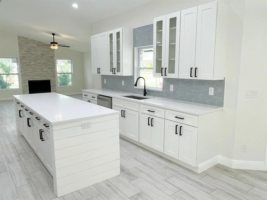 Photo of 5486 Avocado Boulevard