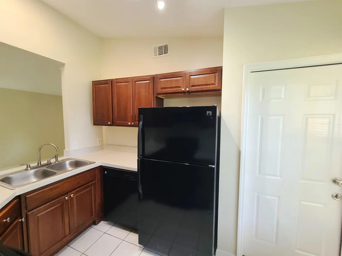 Photo of 3127 SE Orchid Street
