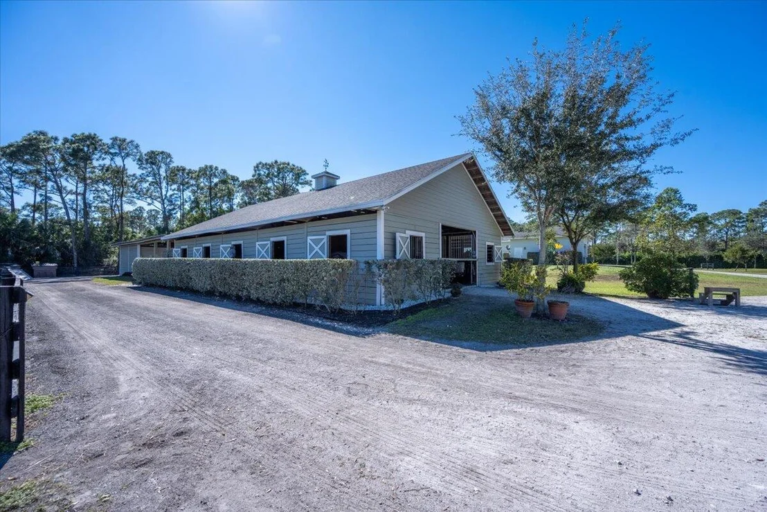 Photo of 2511 Deer Run Boulevard
