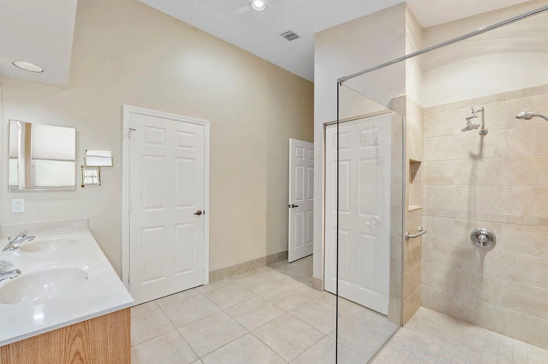 Photo of 8187 Bellafiore Way