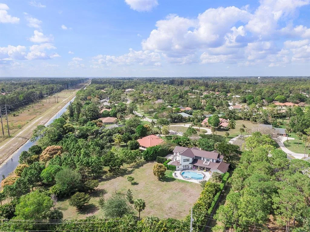 Photo of 13638 Greentree Trail