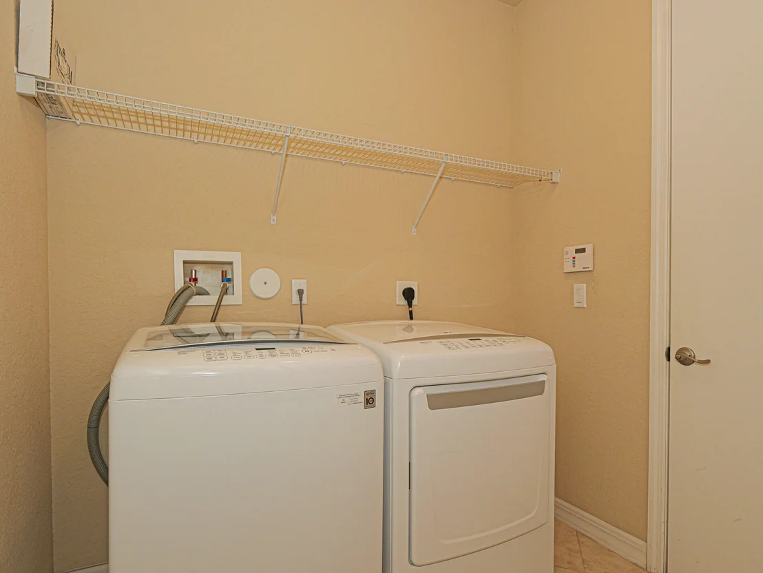 Photo of 5560 57th Way
