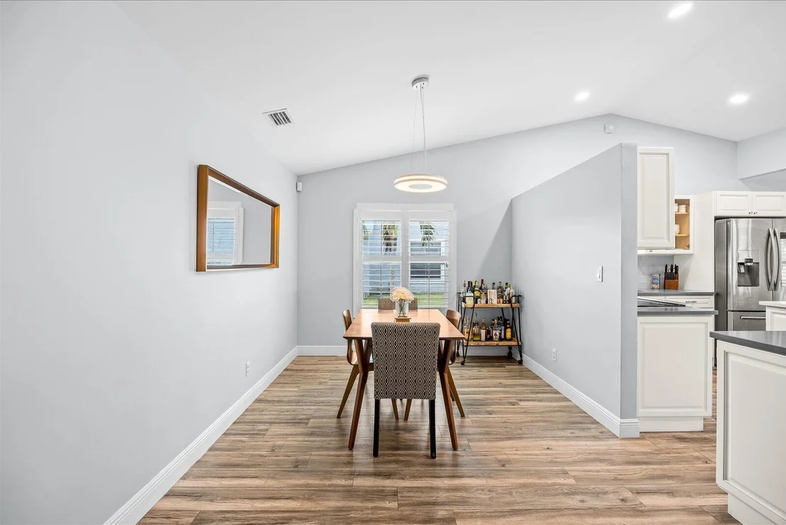 Photo of 200 Park Place