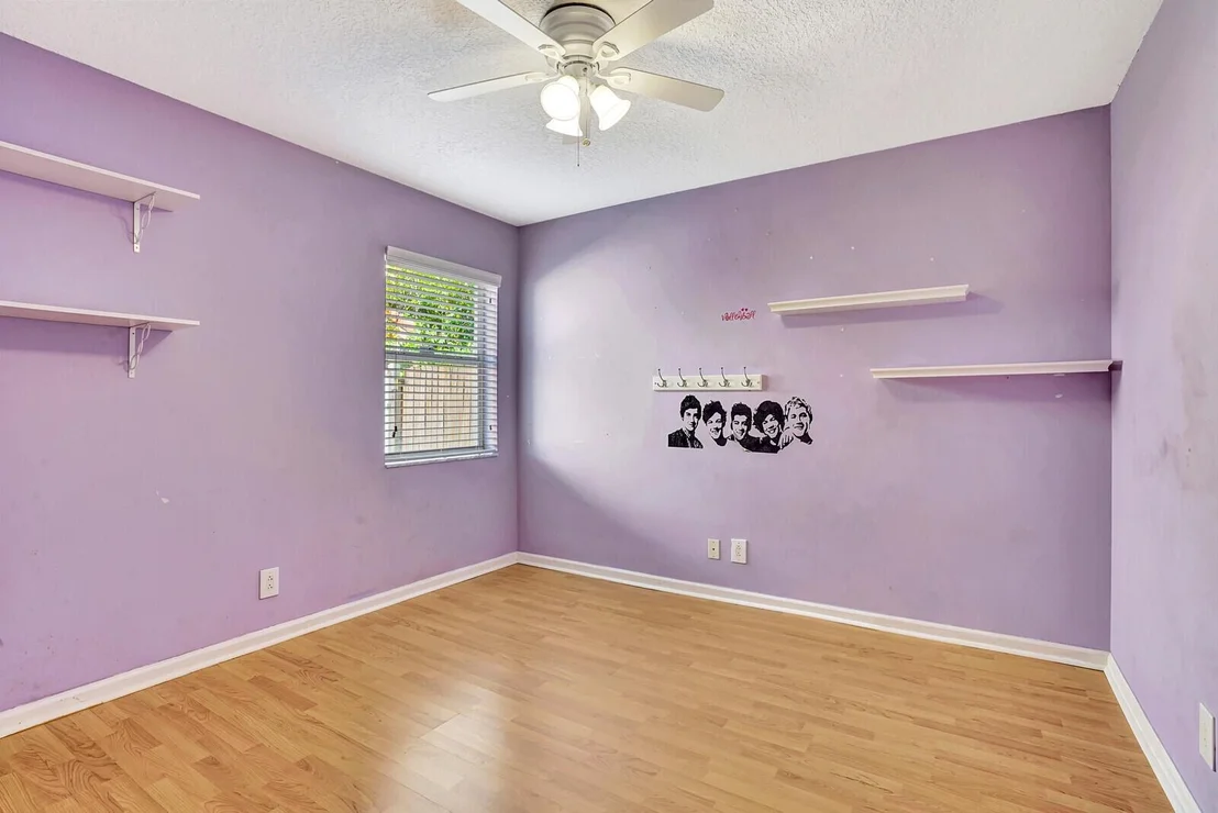 Photo of 5041 Rosen Boulevard