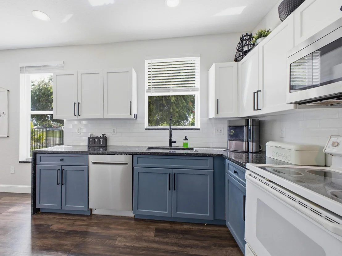 Photo of 5676 Azalea Circle