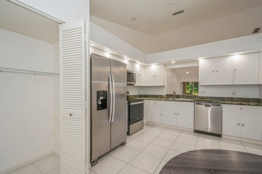 Photo of 7927 Coral Pointe Drive