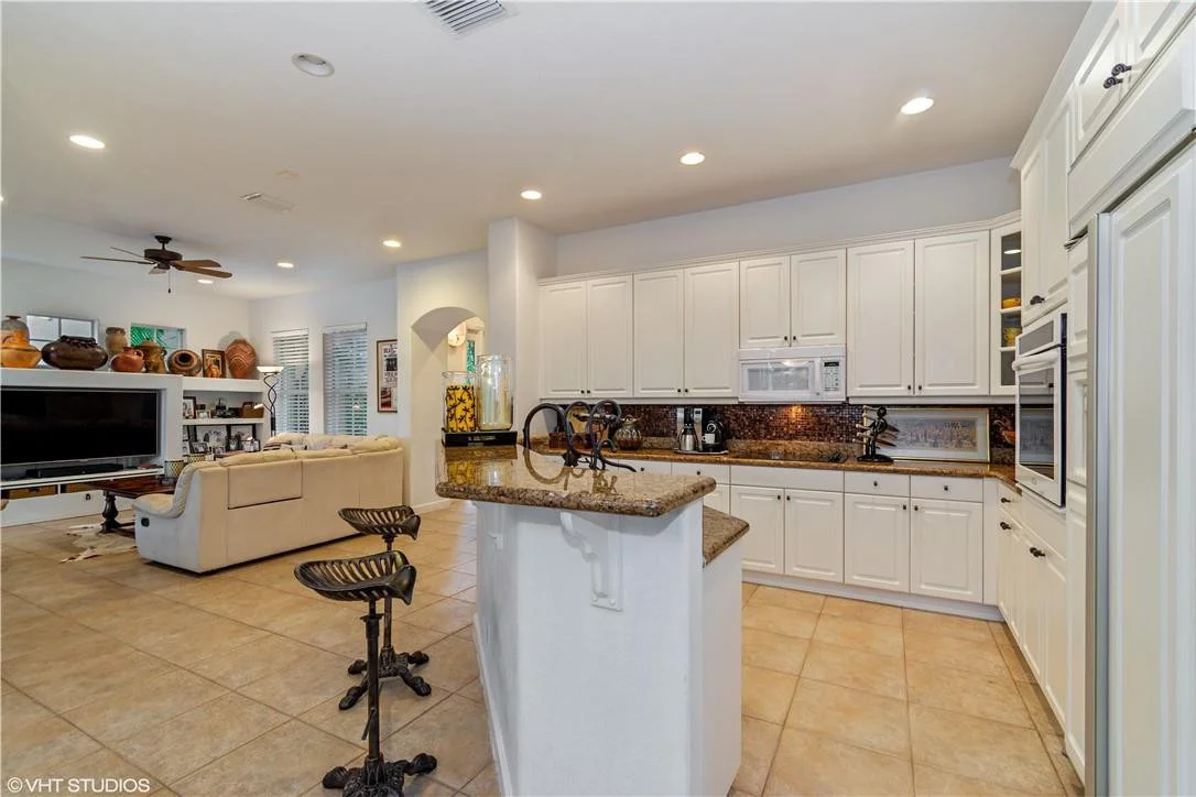 Photo of 6609 NW 128th Way