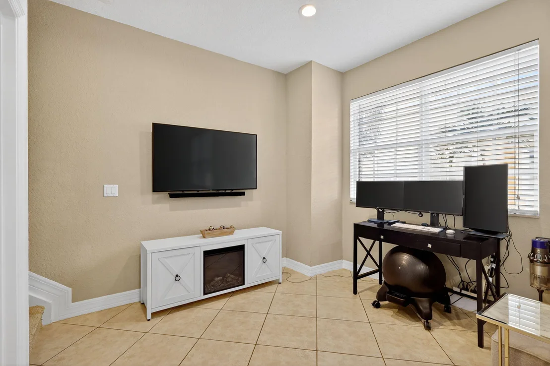 Photo of 115 Harbors Way