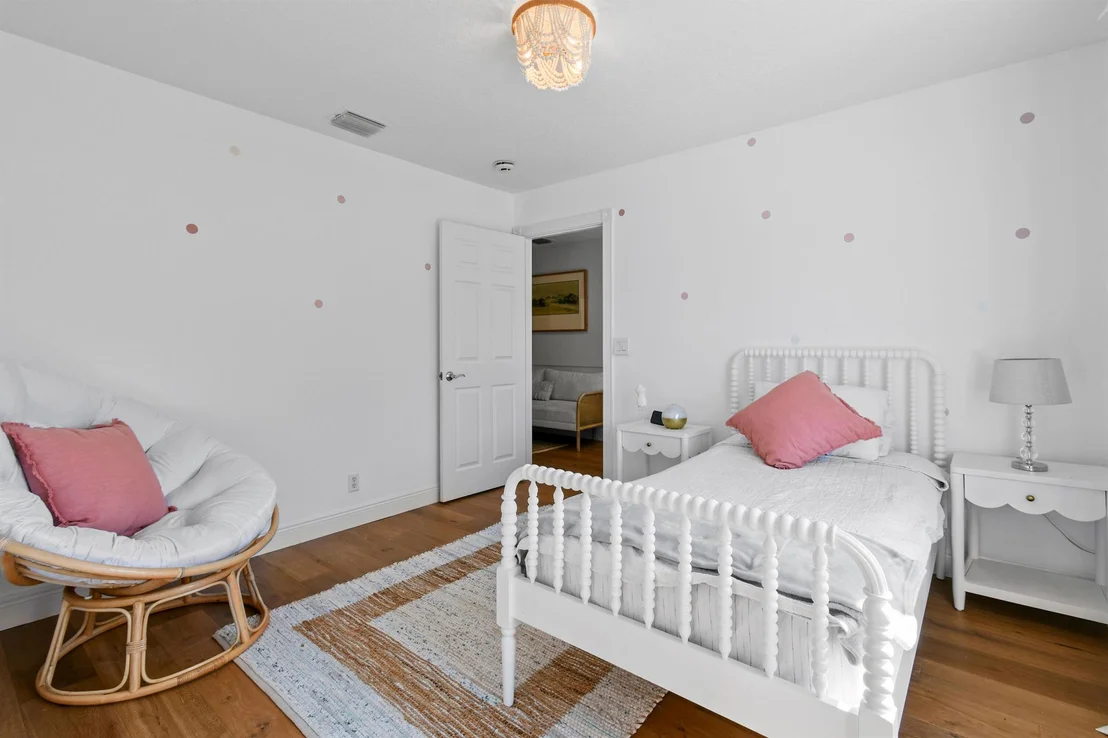 Photo of 1228 Egret Circle S