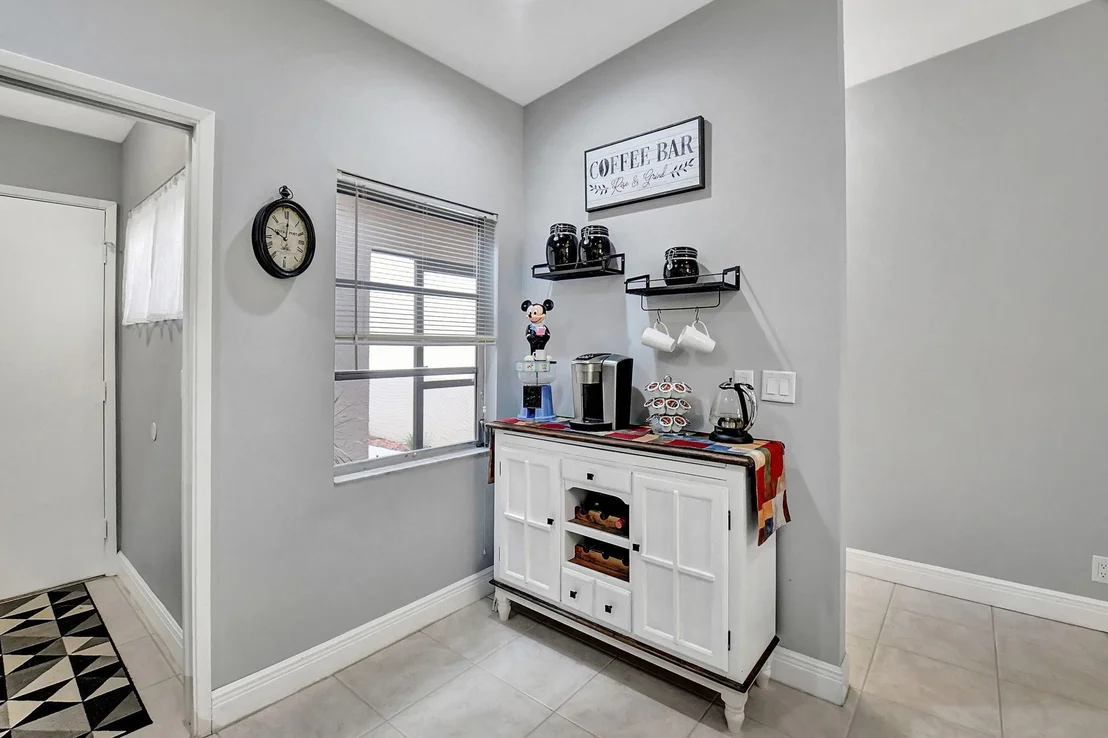Photo of 8313 Springtree Road