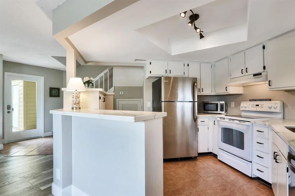 Photo of 258 Seabreeze Circle