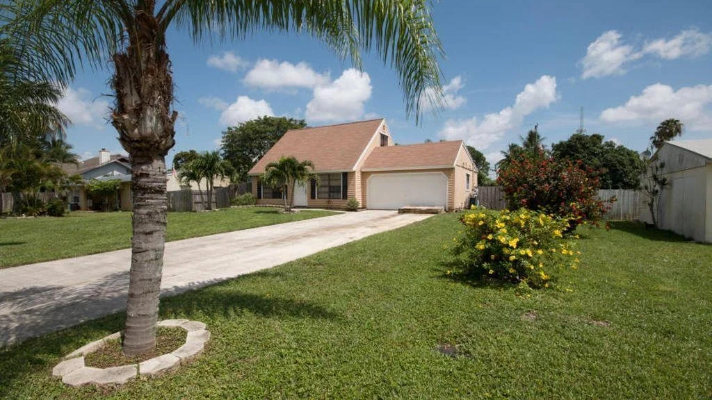 Photo of 5149 Sunrise Boulevard
