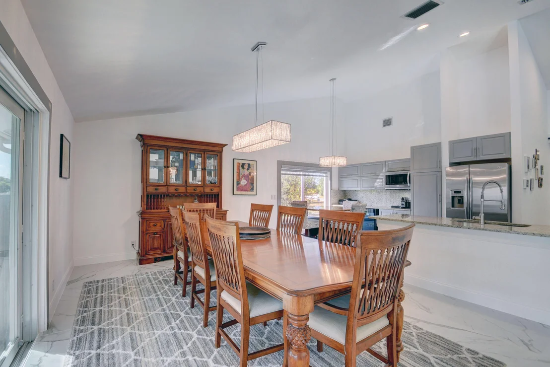 Photo of 9415 Nursery Lane